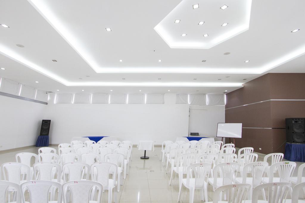 Hotel Galerias Pasto Exterior photo